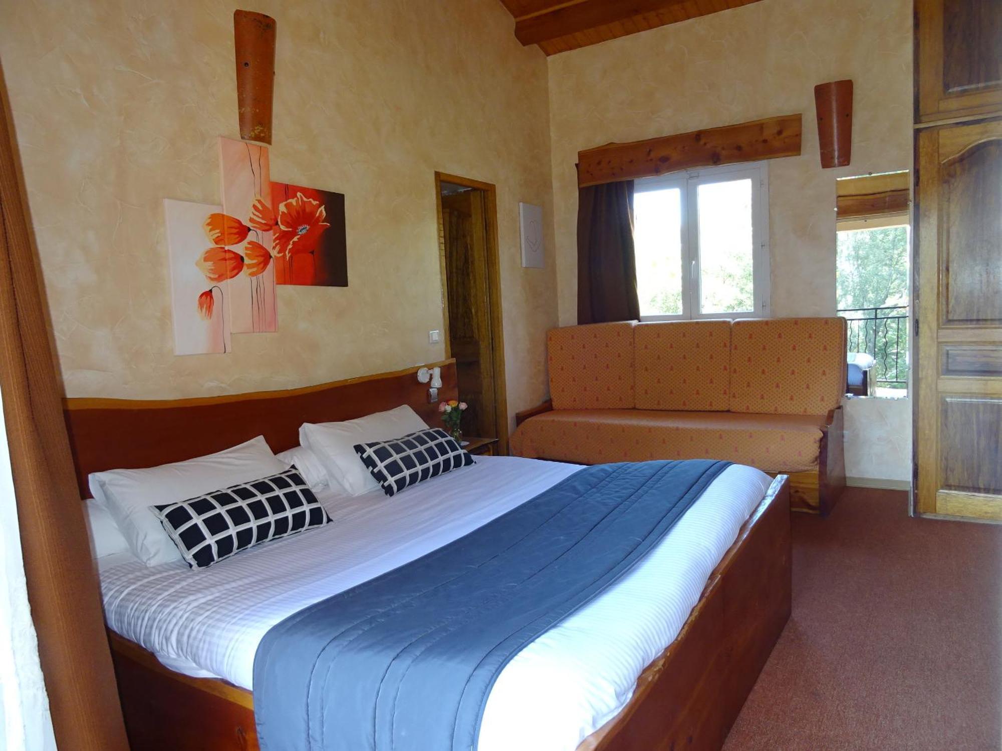 Location Villa Et Studios Roquebrune-sur Argens Bagian luar foto