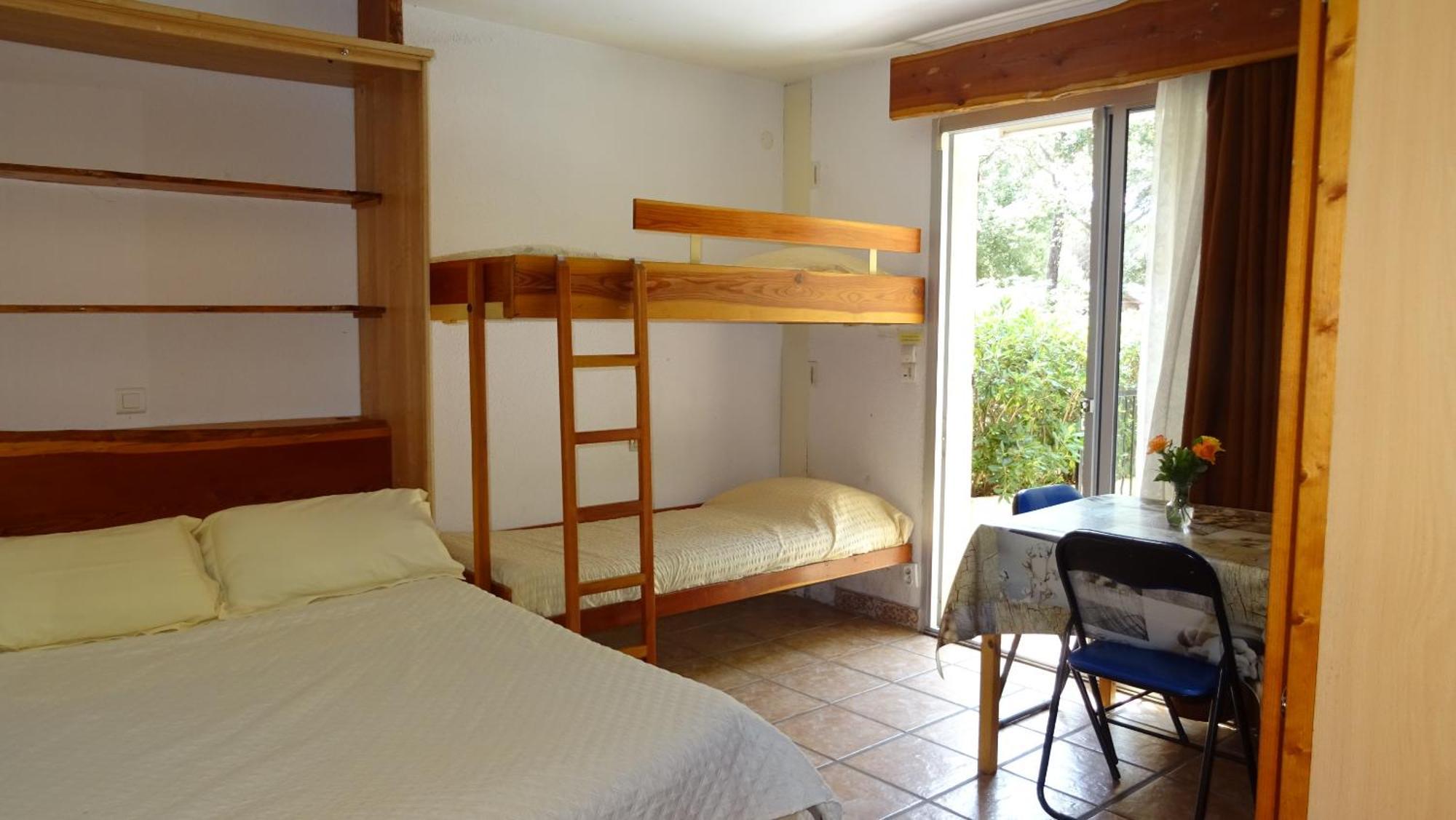 Location Villa Et Studios Roquebrune-sur Argens Bagian luar foto